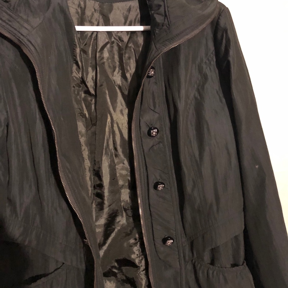 Jacket - Picture 2 of 9